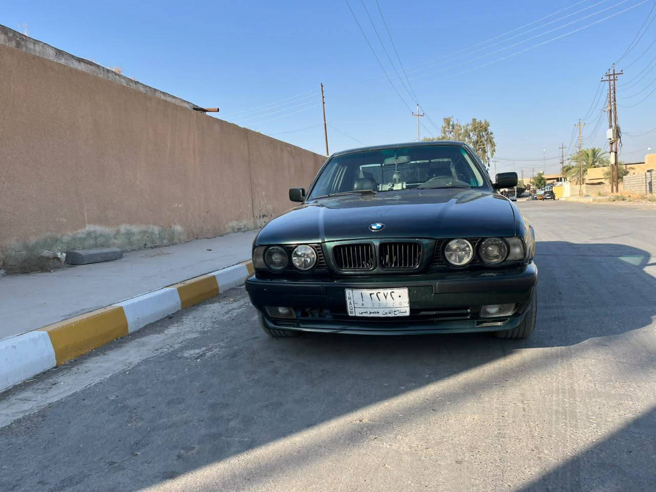 للبيع او المراوس حسب القناعة
اBMW حجم 525
السعر 57 وبيها مجال 
موديل 94 
محرك مسكر فانوس
 كير جديد اوتو
 صدر جديد 
شاشة
 لايت زنون 
تخم تاير جديد 
الرقم صلاح الدين  
العنوان / سامراء  
الاتصال على الرقم ***********
