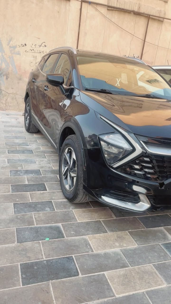 السلام عليكم
سبورتيج 2023 وارد امريكي

محرك 2500 GDI 

ماشيه 75 ميل

مواصفات 

شاشه

 تحكم ستيرن

 رادار امامي

تدفئه كشنات

أنظمة قياده

تبريد قطعتين

محرك كير مكفول

حادثها مثل ماموضح بالصور

للاستفسار الاتصال على الرقم 

***********
