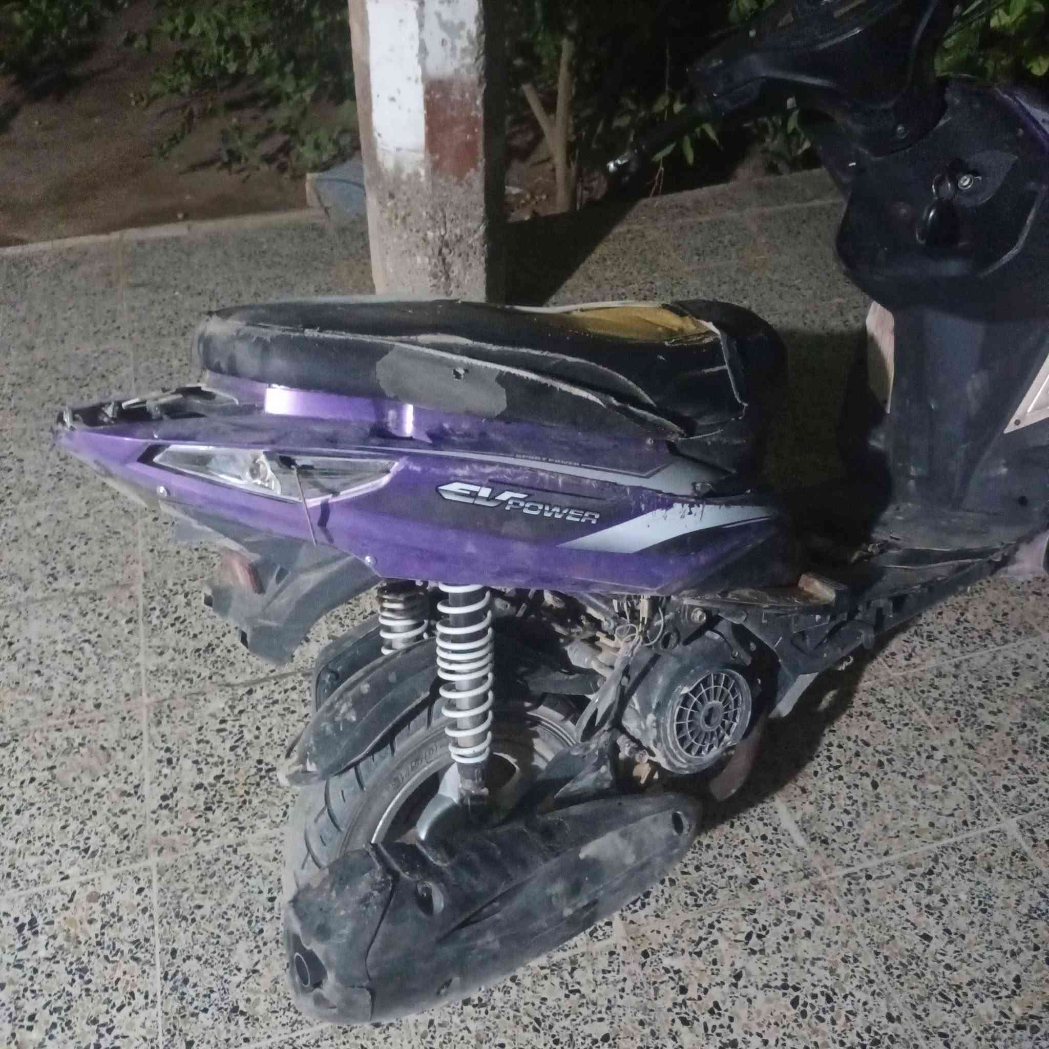 سلام عليكم
عندي دراجه لبيع نكره سلف دراجه خير من الله شلعه اله تخبل ضفيره جديده سلف جديد سعر 130 وبي مجال نتصال ***********
