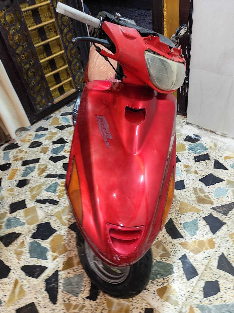 دراجه فراشه مكينه مجفت  للبيع سعره ٢٠٠ وبيه مجال وتساب *********** مكاني المجر
