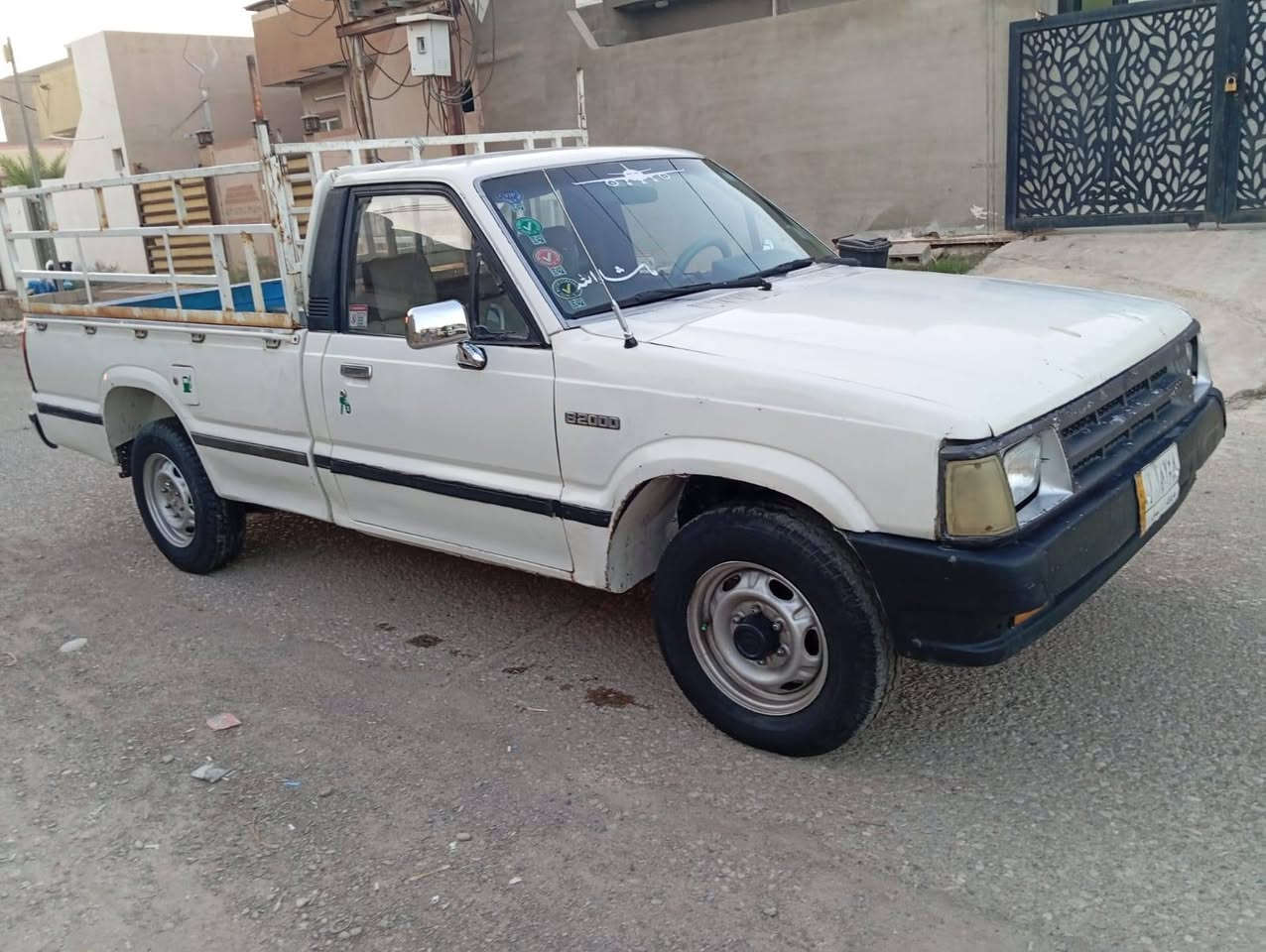 بیکاب مازدا 
مۆدیل 1994
کیرمحرک بشرت 
شاصی بشط
رقم سنویه جدید 
بیتاقه بنزین 
*********** كركوك, العراق
