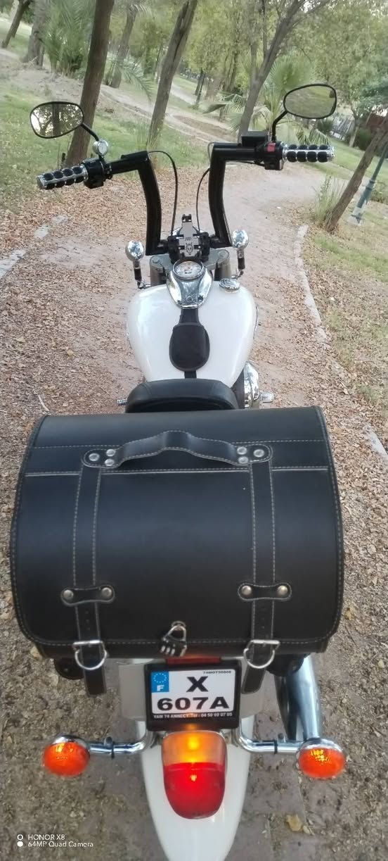 Yamaha Dragstar 400 cc
ياماها دراك ستار 1998 محرك 400 سي سي

الدراجة ماشية 23 الف كيلو

ستيرن هارلي رود كينج ضفيرة المجمع مال الستيرن دفن داخل البوري

سيباية خلفية

دوسات عراض 

اللون ابيض صدفي شذرة

جنط صفاح وجنطة خلفية كبيرة

محرك وكير واكسل وكشر وضفيرة وعقل وتانكي جدد مابيهن شخط واحد 

الدراجة كفالة عامة 

الدراجة بدون رقم 

مكاني البياع حي الرسالة الثانية
*********** 

السعر 17 ورقة وبيها مجال للطيبين

من الاخير 15 ورقة قفلها بالعراقي مليونين وربع قفل

نص مكتوب في الصور:
- O HONOR X8
- 64MP Quad Camera
- O HONOR X8 64MP Quad Camera