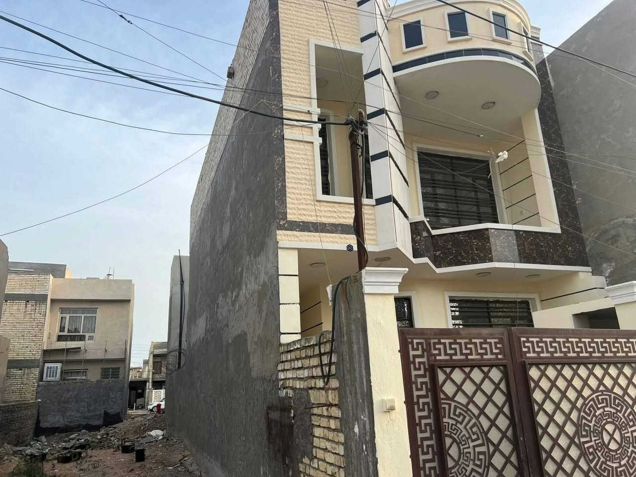 حي الجهاد الفرات • ١٥٠م • ٤ غرف