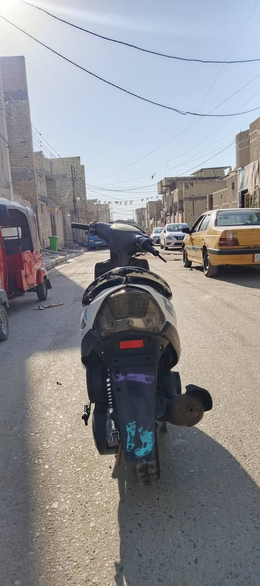 السلام عليكم 
دراجه ماكس عدله للبيع
الدراجه مكفوله كفاله عامه
المكينه بلاديه 
العنوان حي أور 
السعر خاص 
واتساب فقط 
***********0

