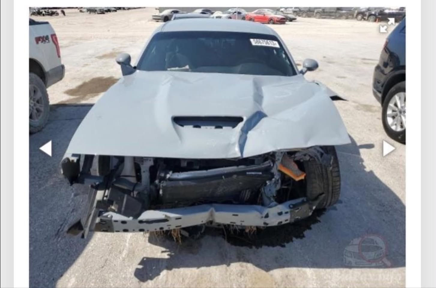 🚗 للبيع او مراوس حسب الاتفاق دودج تشالنجر

 الموديل:2022 🚗

* 2022
* الفئة: 6 سلندر 3.6 لتر (V6)
* ناقل الحركة: أوتوماتيك
* اللون: سموك سمنتي (لون مميز وجذاب)
* الممشى: 48,000 كم

المواصفات:

* شاشة
* كاميرا خلفية
* حساسات اماميه خلفيه 
* تشغيل بصمة
* مواصفات اخره 

الحالة:

* السيارة نظيفة جداً من الداخل والخارج
* استخدام خفيف
* جاهزة للاستخدام الفوري بدون مصاريف تُذكر
* يوجد حادث موضح بالصور
* ملاحظة: يوجد لحام خفيف في الشاصي وباب السائق بارد بصيط
* سياره بصره باسمي تحويل للمشتري ثاني يوم

السعر:

* 160,000 دولار (قابل للتفاوض بالمعقول)

الموقع:

* البصرة – الأربع شوارع – حي الأساتذة

التواصل:***********

