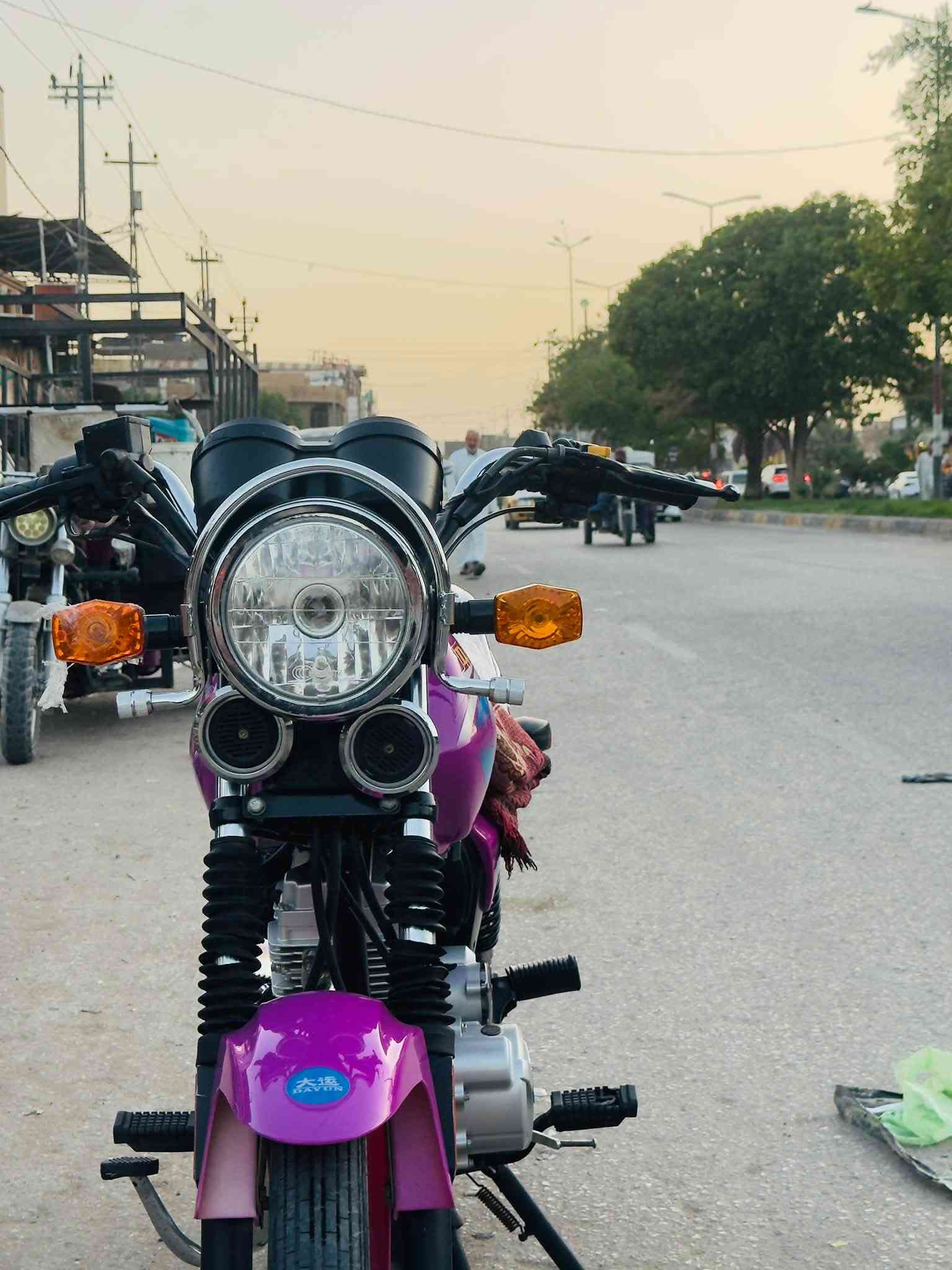 دراجه دايون موديل ٢٣ مكفوله كفاله عاامه ربع دينار ماذب عليه واحله من الصور برغي واحد ماامفتوح بيه 
وكيله الجوهره مكاني كربلاء حي العسكري سوك العاابد سعر ١٦٠٠ وبيه مجال بخدمتكم 
***********
