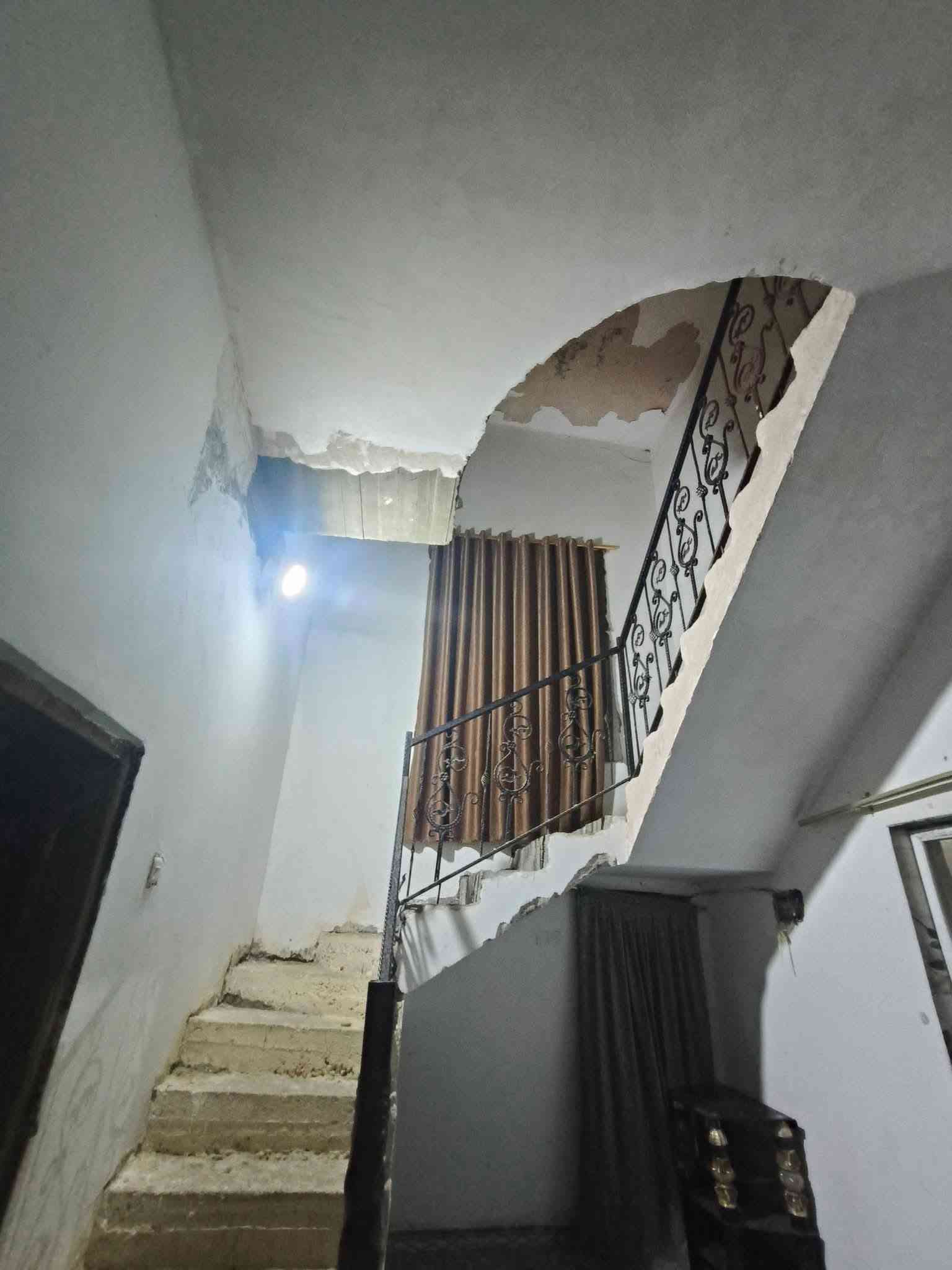 بصف الركن • ٢٠٠م² • ٣ غرف