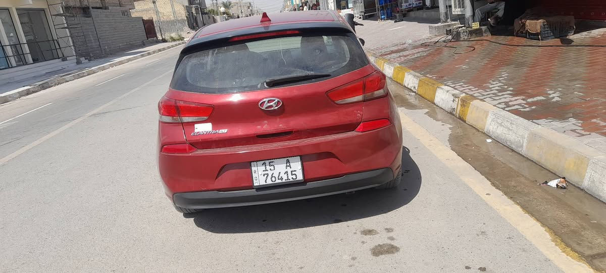 السلام عليكم..
الانترا موديل ٢٠١٨ فوول عدا الفتحه 
تشغيل عن بعد شاشه ابلادي حجم كبير
دوارة تحكمات جهتين السيارة ليبل واحد
شرط بدون اي دواخل بيهه اشويه بالجاملغ
الخلفي صبغ كير محرك صدر تبريد كفاله
تخم تاير جدد منضومه زنون رقم وهزة
وسنويه جدد تحويل مباشر السعر ٩٥ وبيها 
 *********** واتس العنولن فلوجه
***********
