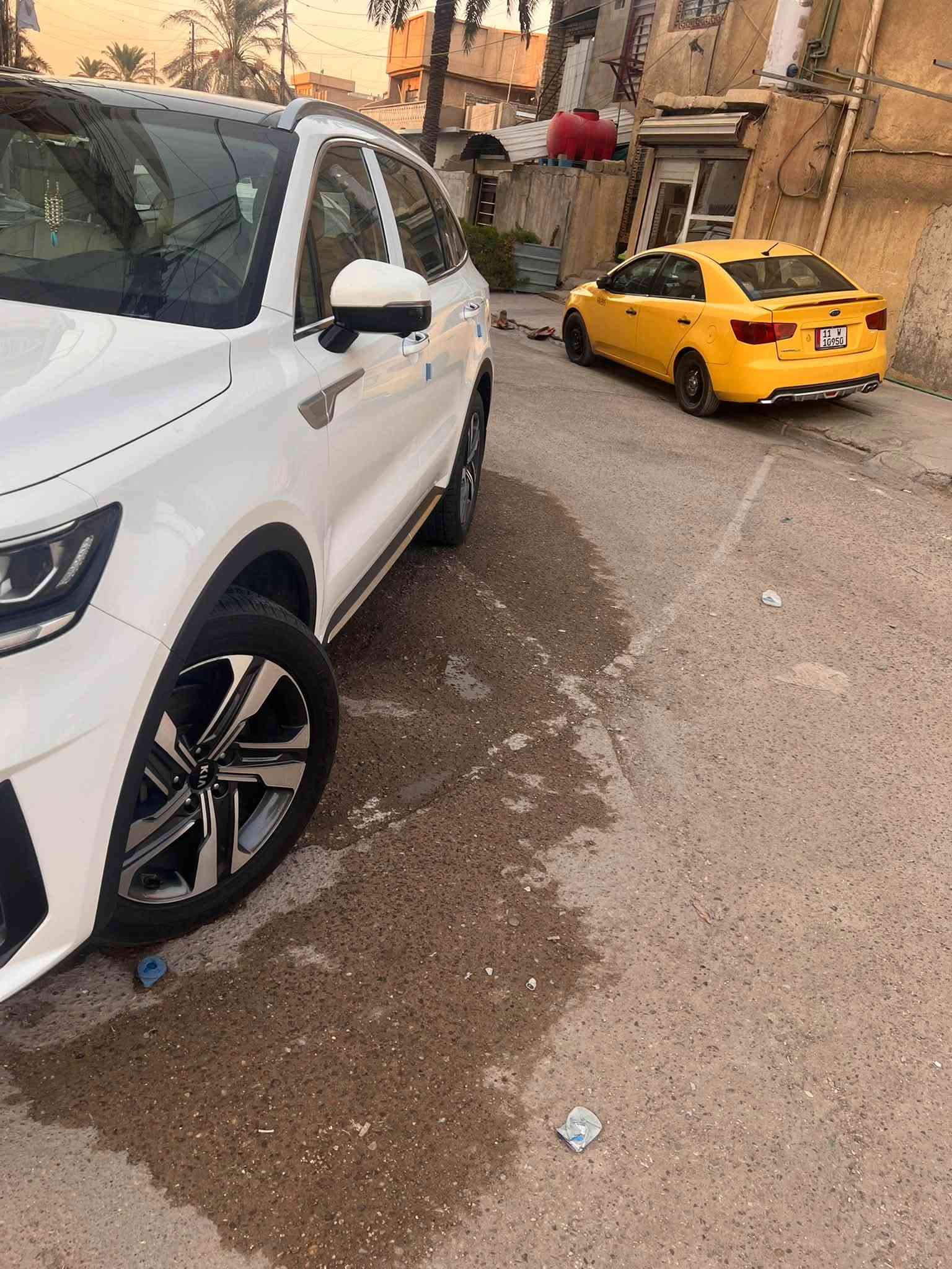 السلام عليكم 
سورنتو ٢٠٢١ خليجي بسمي هزه اليوم جديده ورقم جديد  مكفوله من الصبغ والتبديل والسونار بل منشور ماشيه ١٠٣ 
السعر ٢٥٧ وبيه مجال شي بسيط 
***********
