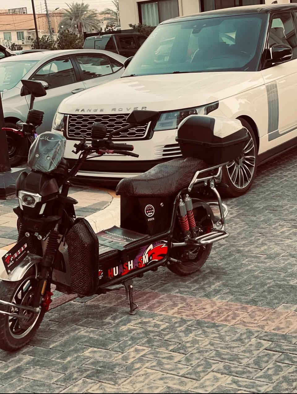 السلام عليكم ورحمة الله وبركاته 🌹
دراجة هيوشة جبلي للبيع 🚲
موديل 2025، والدراجة مكفولة ✅

• أم بي 3
• بريكات قوية
• تواير جديدة
• 4 سرعات
• صندوق كبير 📦
• الدراجة بحالة جيدة

📍 العنوان: الفلوجة – حي المعلمين
📞 للاتصال: ***********
