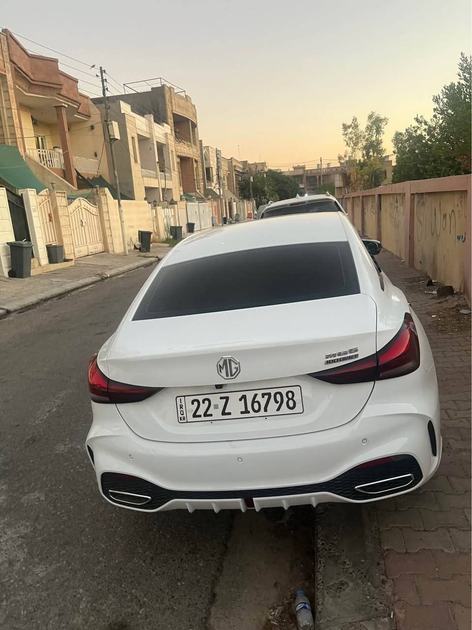 Mg gt 2025

فول مواسەفات ٣٦٠ کامێرە سلاید
بۆیاخی تەنک
بێ بۆیاخ بێ لێدر
١٥٠٠٠کم ڕۆشتوە
شاشە ئەکتیڤ

***********
*********** أربيل, العراق
