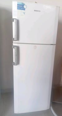 ثلاجه نظيف شغاله 100 بل 100 للبيع سعر مناسب 07508546085 وتساب
