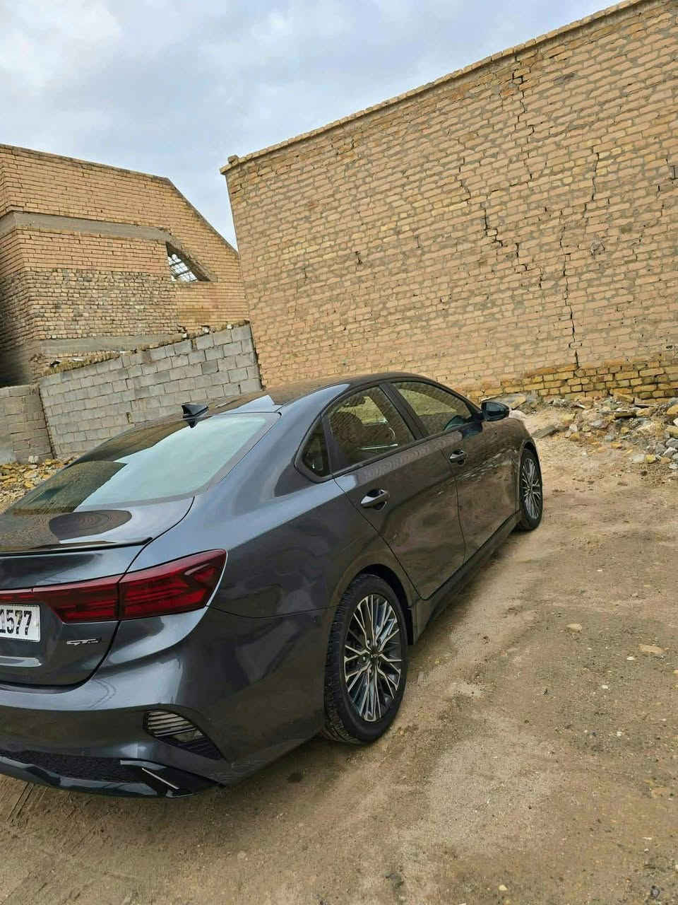 سلام عليكم فورتي موديل 22رقم بغداد باسمي هاذ سونار كدامك سعر 130وبيه مجال ***********

نص مكتوب في الصور:
- المندلاوي CAR CHECK CENTER 3C Plate : 11141577 Colour : Gray Brand : Kia Model Year : 2022 Model : فورز Engine Power : علي عامر VIN : مصطفى : Kilometer : 0 Car Body/Paint Check RIGHT FRONT BUMPER Processed بارد BACK BUMPER 4 LEFT Re-Painted صبغ Re-Painted صبغ Change مفلوح+صبغ