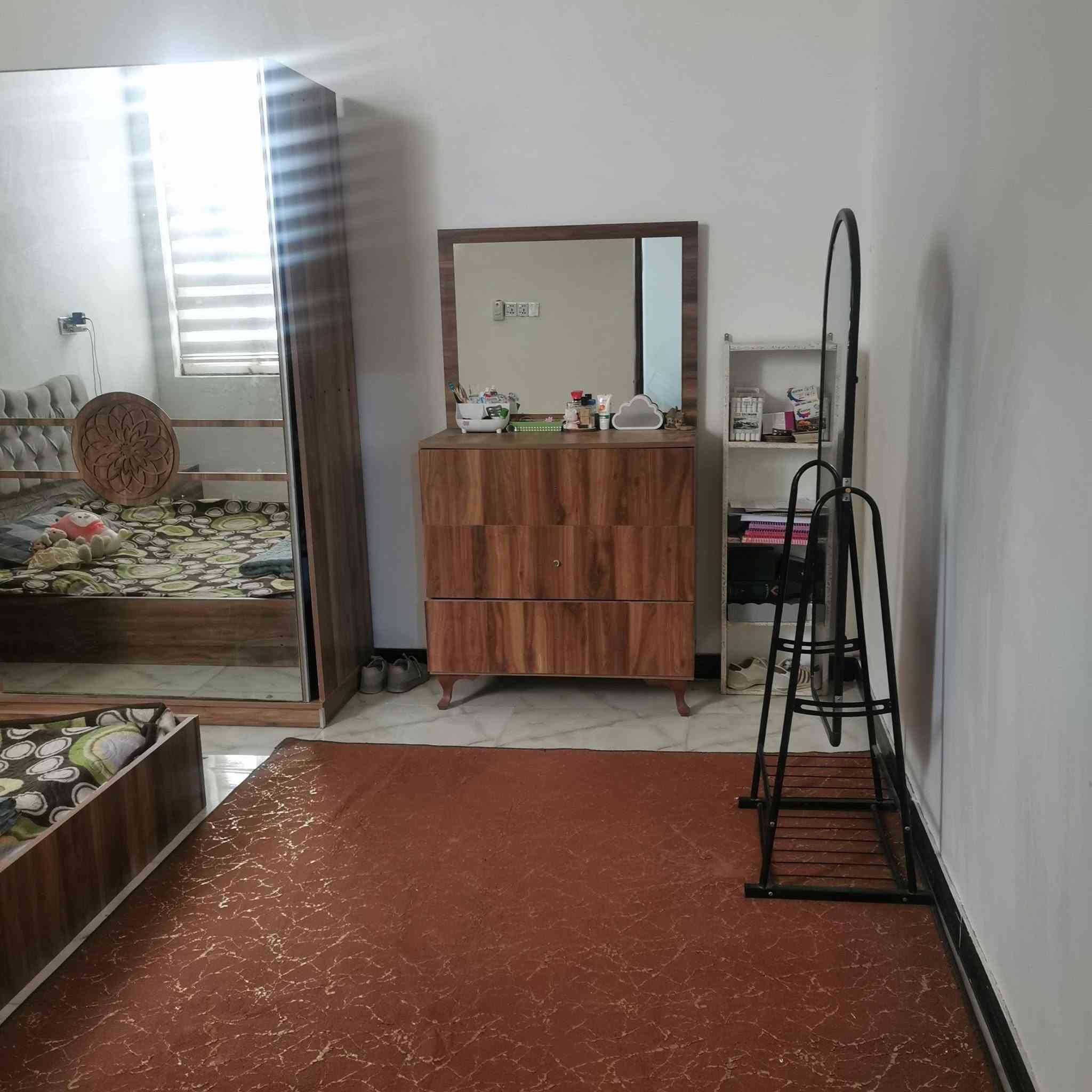 سلام عليكم
غرفة تركي
جرباية + كنتور سحب + ميز تواليت + طبلات 2

السعر مليون و 100 وبيه مجال 

 ***********
