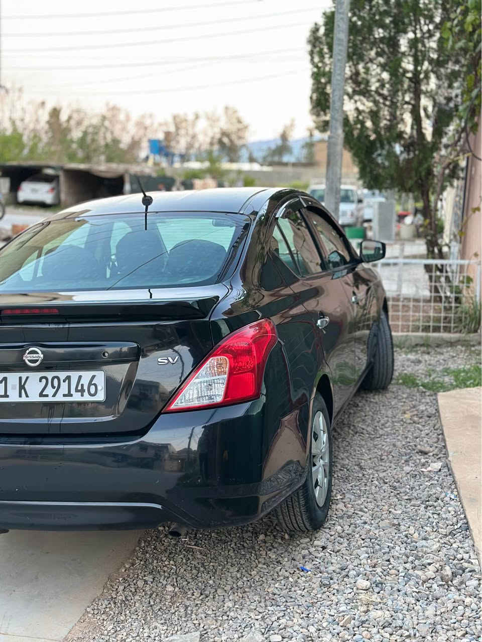 نیسان ڤێرسا ٢٠١٧ گێرو مەکینەی بەشەرت سەیارەیەکی بێ مەسرەف کامل سێرڤس بۆ کراوە ١٤٠ هەزار رۆشتوە سەنەوی تازەیە ٢٠٢٩ مانگی ٧ سەیارەکە بێ عەیبە ماڵی دۆستە ٣ پارچەی پێوەیە قرچێکی بچوکی هەیە کاڵ بونەوەی نییە سعرەکەی ٩٢ معامەلەیەکی کەم ...
رەقەم : ***********
س.*********** Singapore
