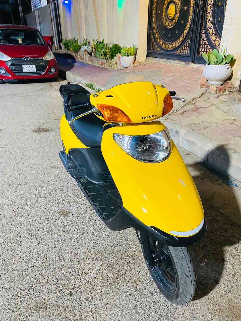سلام عليكم سبيسي للبيع كفرات اصليه مصبوغات نفس لونهن اصفر
دراجه جديده كلش مفتوحه مره وحده رايمر 

العنوان كوت الشرقيه ***********
