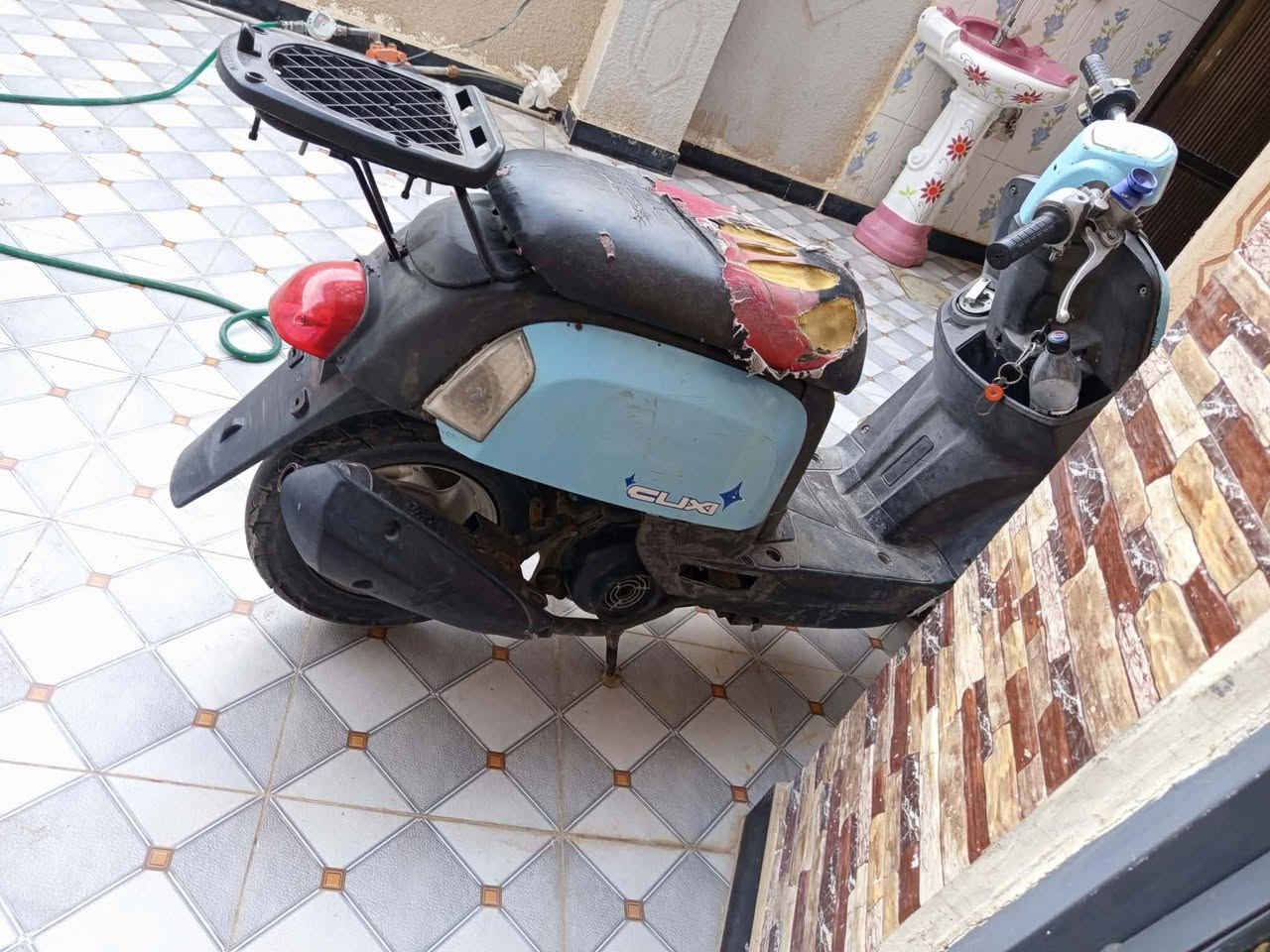 شحن بوليس • بهرز • مراوس