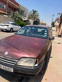 اوبل اوميغا • ١٩٨٩ • حي العسكري