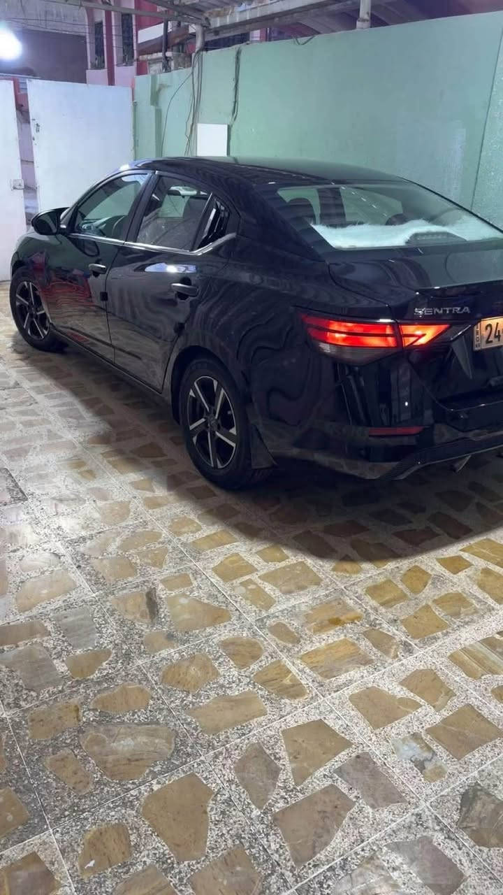 نيسان سنترا موديل 2024
ماشيه 21 
موصفات السياره 
رادارات جانبيه 
توقف ذاتي
تحديد مسار 
تحكمات ستيرن 
حساسات خلفيه 
ضررها مثل ما موضح بالصورة ضررها بالدائر الخلفي 
مرقم دهوك 
مكانها موصل 
للاستفسار ***********

نص مكتوب في الصور:
- $5,900 USD