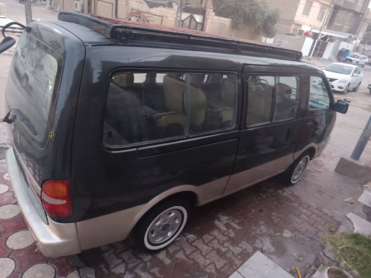 سياره كيه بريجو للبيع السعر65مكينه بيه بخار السياره بسمي السياره ما مطلوبه مصفره للاتصال او الاستفسار ***********..المكان نجف كوفه سايدين ميثم التمار
