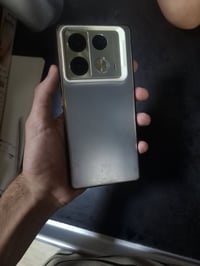 نوت 40 برو • نسخة BMW • زر باور معطل