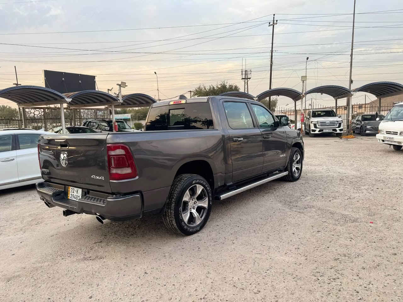 السلام عليكم دوج رام 2023 لارامي  وارد امريكي
Dodge Ram White Laramie 2023 5.7 V8
حجم المكينه : 5.700 V8
المسافة المقطوعه : 33 الف ميل
الضرر : موضح داخل المنشور 

#مواصفات
1.شاشه كبيره تسلا

2.بصمه
3.تشغيل عن بعد
4.كامرا
5.ويل كب
6.كشنات جلد
7.تدفئة تبريد بالكشنات
8.رادارات 360
9.كشنات كهرباء
10.لايتات لد + زنون
11.كشافات
12.اشاير بالمري
13.فور ويل 4x4
14.اتو ستوب
15.حساسات خلفي امامي
16.تايرات جبلي 
17.خزن ميموري
18. مري شفط 
19 . مانع تصادم 
20 . حساسات فول /فول 
فول مواصفات مرقم اربيل جديد سنويه جديده بسمي شرط تحويل 
تفاصيل اكثر هذا رقمي  ***********
***********
مكاني بغداد الدولعي
