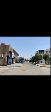 ‎ فرصة للاستثمار في محافظة واسط   عقار للبيع يتكون من داران وشقه وثلاث...