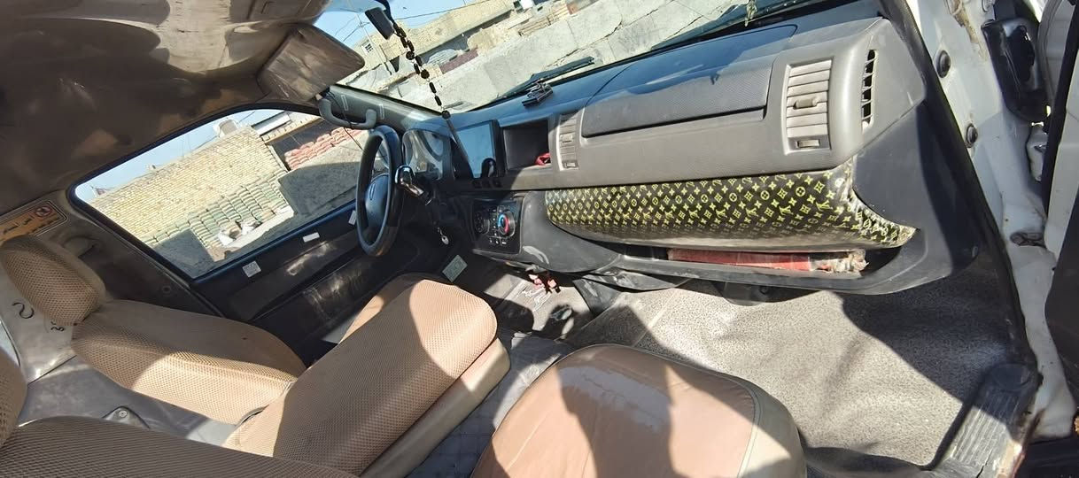 سلام عليكم جمبي H2 مديل 2014 كفاله فقط حجل معمر كير مكينه اكسل تبريد  خير من الله حداديه قبل الزياره  شادها تخم تاير سبير دوشمه شاشه اندرويد مداور ثاني يوم سنويه ال 27مكاني كوت  ***********
