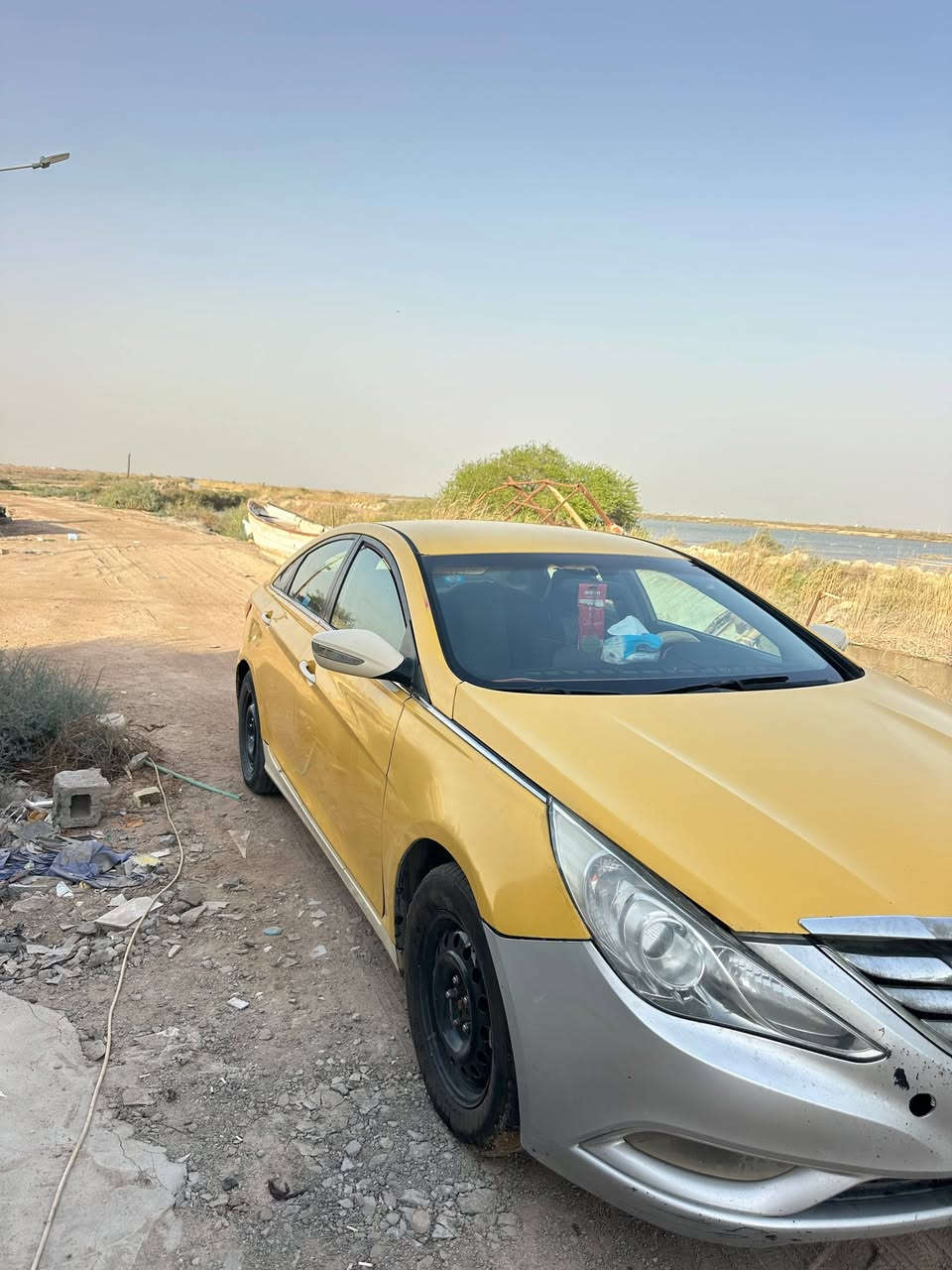 السلام عليكم من رخصة مدير الكروب والادمن سيارة سوناتا 2013خليجي بسمي محرك 2400دوش استوني شادة صارلة 25يوم سنوية لل2027شهر 4  رقم بصرة شرط المداور السعر 105وبيهه مجال باقي التفاصيل راسل واتساب او اتصال ***********
