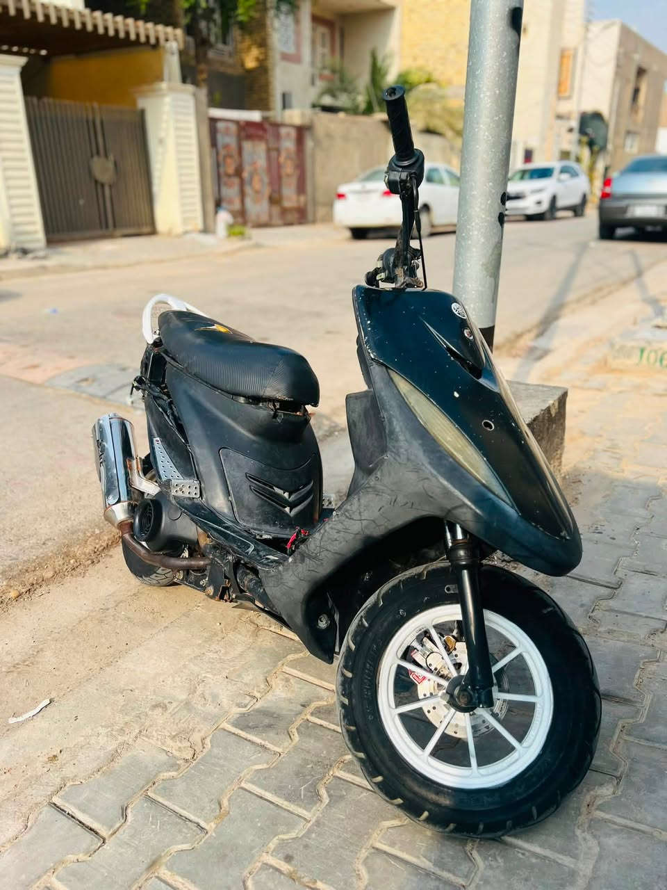 عدله 55 حربي دراجه هاون كامله دراجه ما ناقصها شي هندر  سلف مابيها عوزها راجز دراجه لميته ما تجي هندر واحد سعر 500 وبيها مجال الرقم ***********فقط واتساب

