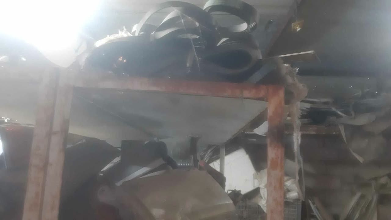 للبيع ادوات احتياطية كراون
بطة 
كرستة 
مارك 
راس الثور 
حمامة 
ملكة 
سوبر 
سيدان 
⛔⛔⛔البيع جملة مفرد⛔⛔⛔
العنوان ميسان العمارة حي الصناعي 
رقم الاتصال او واتساب 
***********
