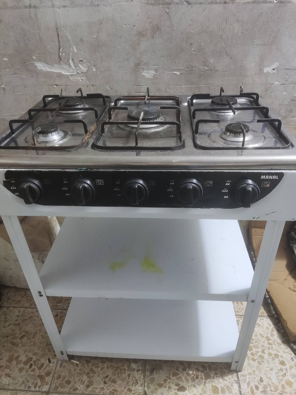 طباخ 4 عيون ناره زرگه وعل الفحص للبيع سعره 60 نجف حي الغري *********** بي واتساب
