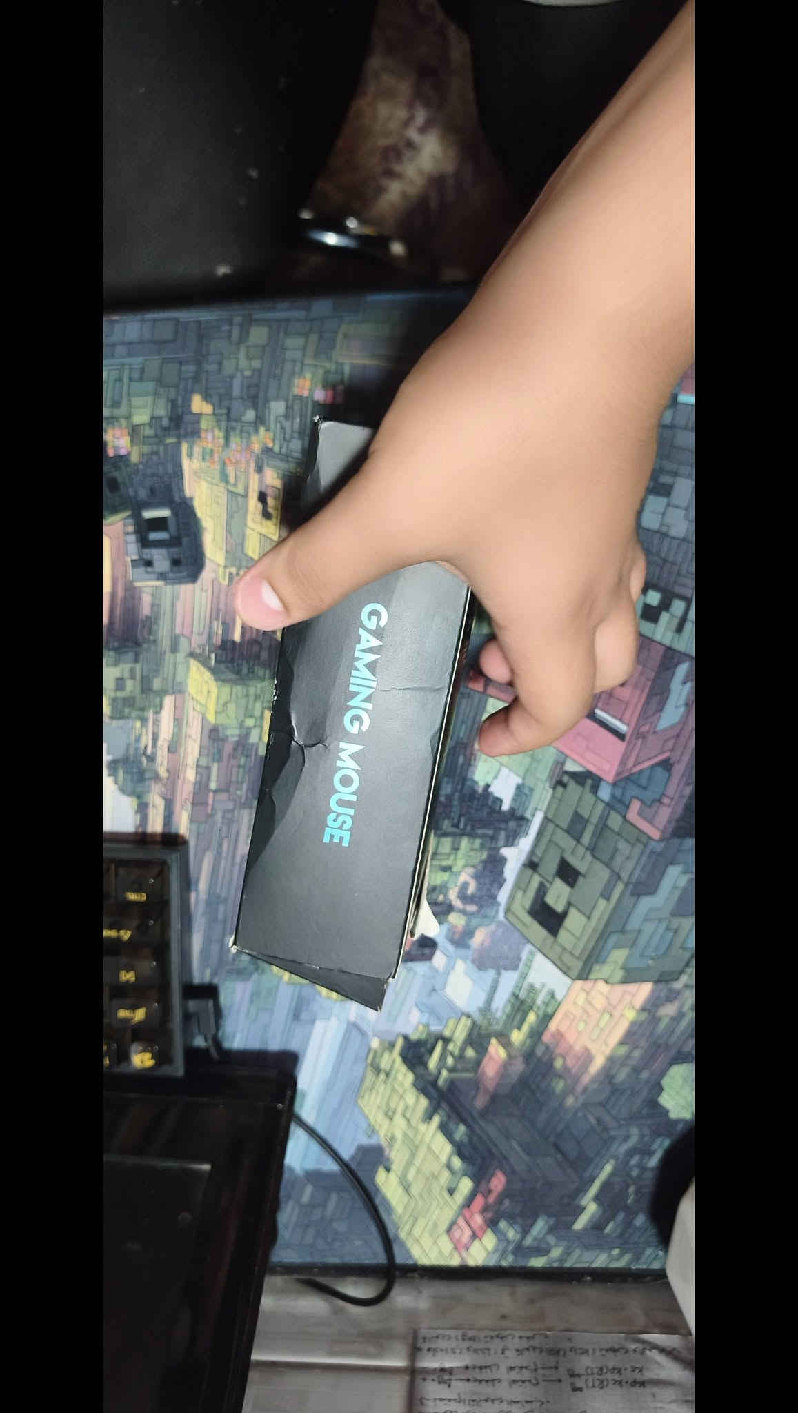 سلام عليكم توفر ماوسات من شركة ريزر و لوجتك ب أربعة أنواع 

نوع الاول  razer deathadder 6400 dpi السرع

نوع الثاني razer lancehead يجي rgb و لون الماوس ابيض و يجي بسرعه 16000dpu

نوع الثالث Logitech pro يجي بي RGB 

نوع رابع Logitech g502 يجي بي RGB و يجي بسرعة 7200 dpi 

هذني الماوسات للبيع و سعره الوحده 25 الف و متوفر التوصيل للتواصل ***********
