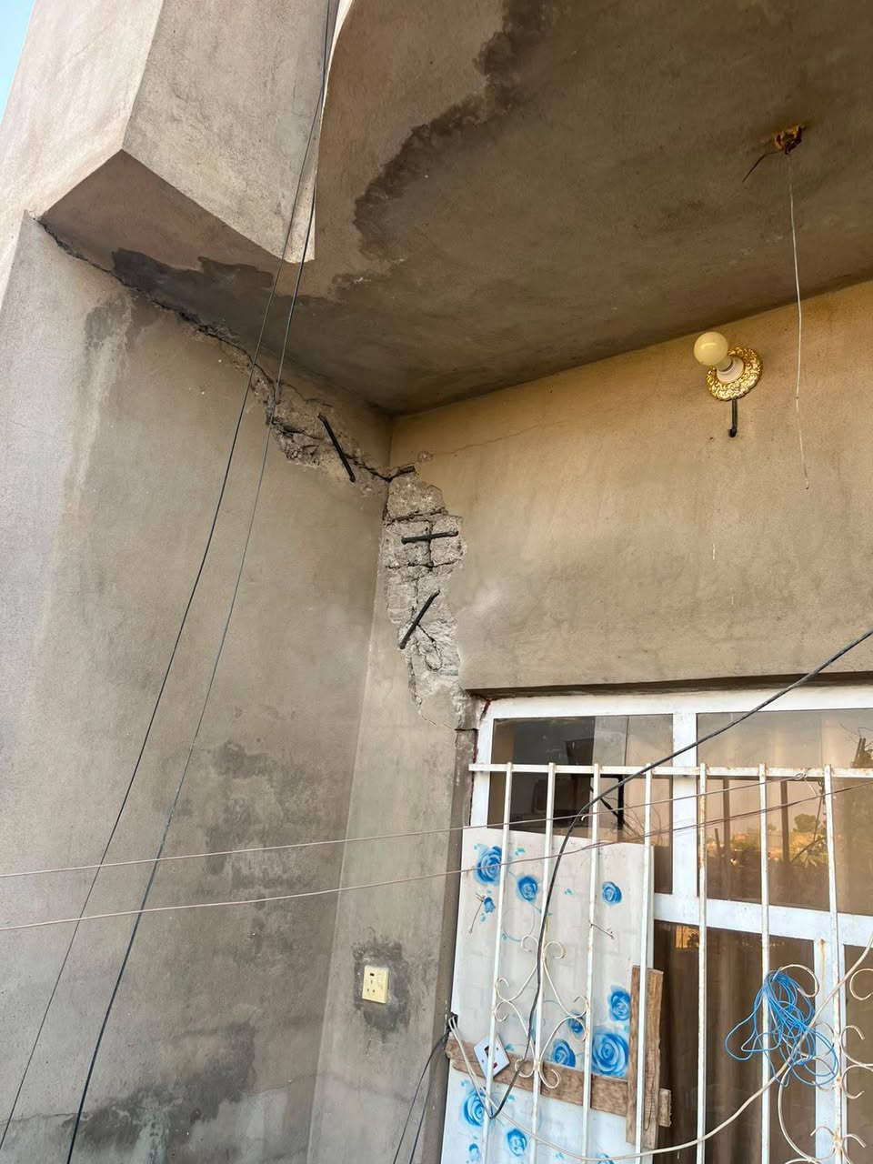 بفضل الله
تم  أنجاز احد أعمالنا  
 
⚠️🛑حافظ على بيتك من الرطوبه وتسريب المياه 
قبل دخول فصل الشتاء 
     يتوفر كادر مميز لعمل الماستك  
    من يرغب بالعمل ولشروك كفات العمل وهاذه الرقم ***********

نص مكتوب في الصور:
- إرسال رسالة...