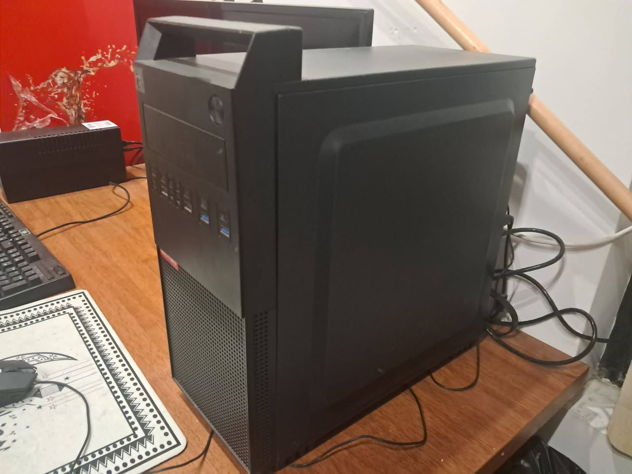 من رخصة الادمن
السلام عليكم
بيسي للبيع 
مواصفات
المعالج intel xeon 2630 V4
كرت الشاشه radeon RX 580 8GB
الرامات 16 GB DDR4 كور سير
بوور سبلاي 650 واط
الذاكره 256 M.2 و HDD500
مذر بورد X99
مناسب للالعاب مثل فورزا 5 وكراند والالعاب الحديثه ومناسب ايضا للهندسه والتصميم المتوسط والدراسه
السعر ٤٥٠ الف
 الهاتف ***********
