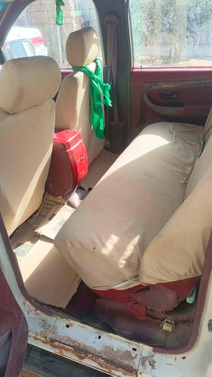 سعر مناسب

نص مكتوب في الصور:
- CHILL