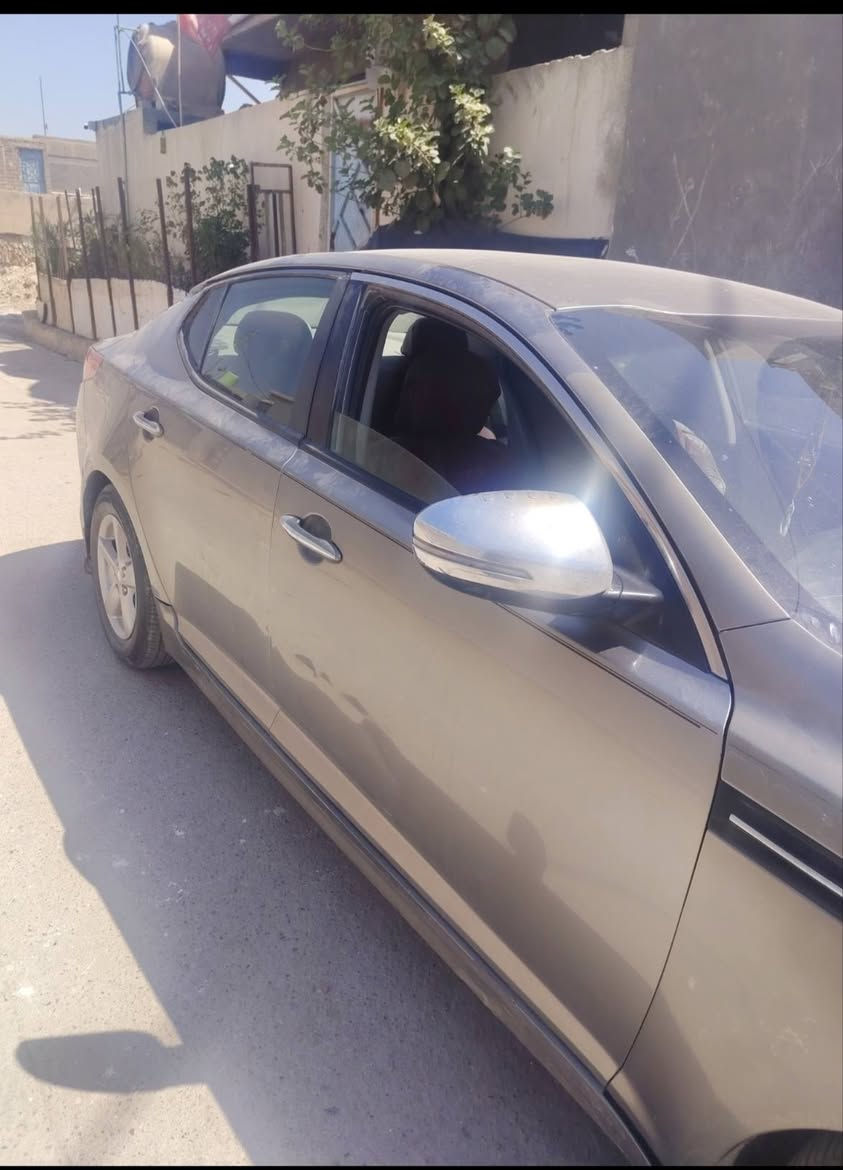 اوبتيما وارد امريكي 15رقم دولي باأسمي تحويل ثاني يوم محرك 2400جي دي اي جديد صارله شهر حداديه طخم تاير تحكم استيرن تبريد جديد السعر 105.للتواصل ***********
