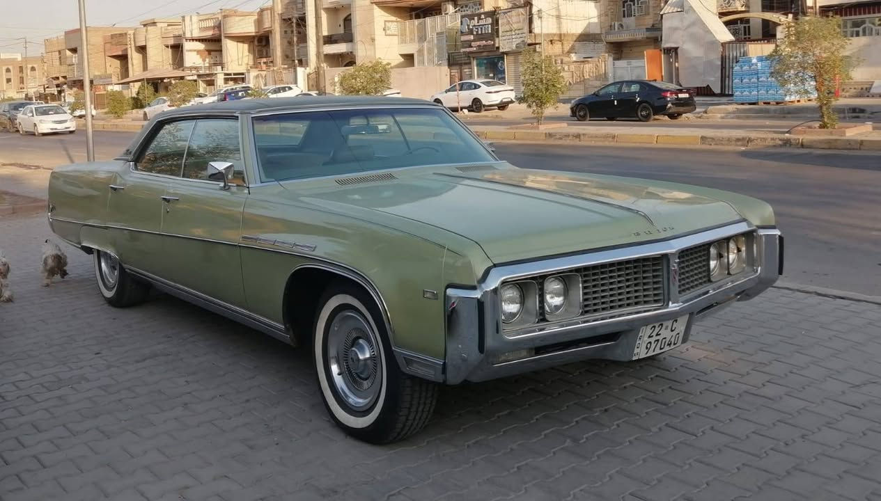 السلام عليكم
للبيع او المراوس 
الى عشاق الكلاسك والانتيكات
*********** 
بيوك 1969 ماشية 94 الف
بحالة الشركة كلشي بلادي وشغال
محرك 8 سلندر
كير اوتو تعليك
أربعة جام كهرباء 
كشن كهرباء 
داخل بيجي بلادي
تبريد وتدفئة شغال
سيارة ترايهة كلش ناعم وسريعة
دخول جديد أربيل الرقم باسمي السيارة
لتفاصيل أكثر راسلني على الواتس اب ***********
