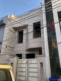 دار للبيع في منطقة العامرية مربع نواب ضباط بناء حديث مساحة دار 100م ال...