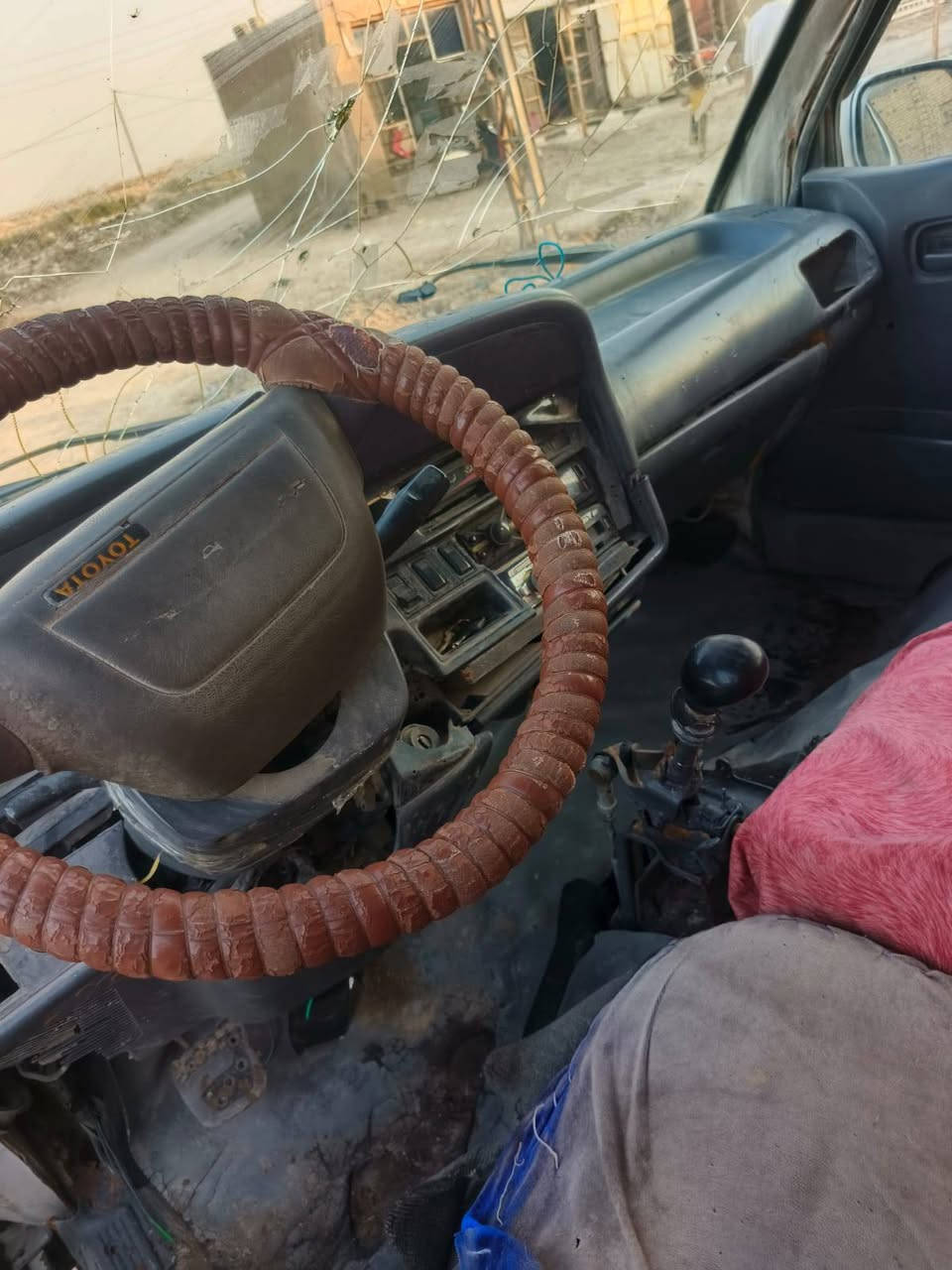 هايسه واحد وتسعين محوره كاز مكينه وكير وكسن فول سياره بابه ايسر مال خطوط سعره15 ورقه شراي نتصل ***********

