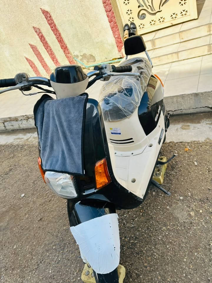 للبيع بوليس مكفوله مامفتوحه ايشي ممبدل بيهه ولا عوزها شي ناعمه خرسه مكاني كوت انوار الصدر سعرها 800 وبيهه مجال شي قليل للاتصال ***********
