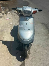 دراجه بطه 60للبيع السعر 250وبيه مجال   العنوان بغداد حي القاهرة قرب جا...