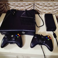 لبيع كس بوكس 360 بيه 150 لعبه  سعر 200بيه مجال هذه رقم0770 922 8563 جد...