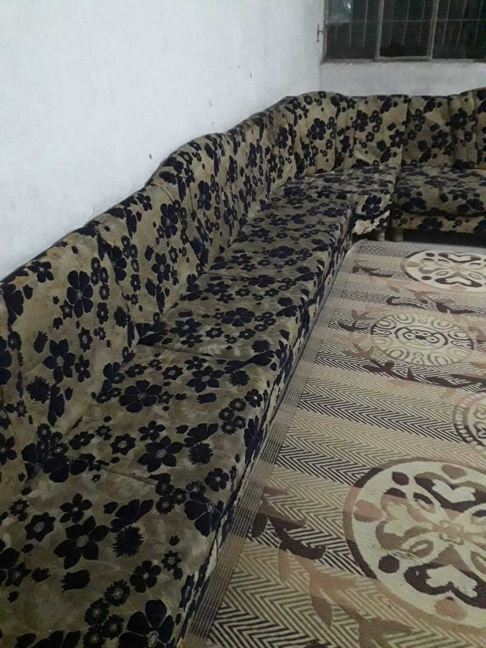 ٨متر • خشب عراقي • صوفا