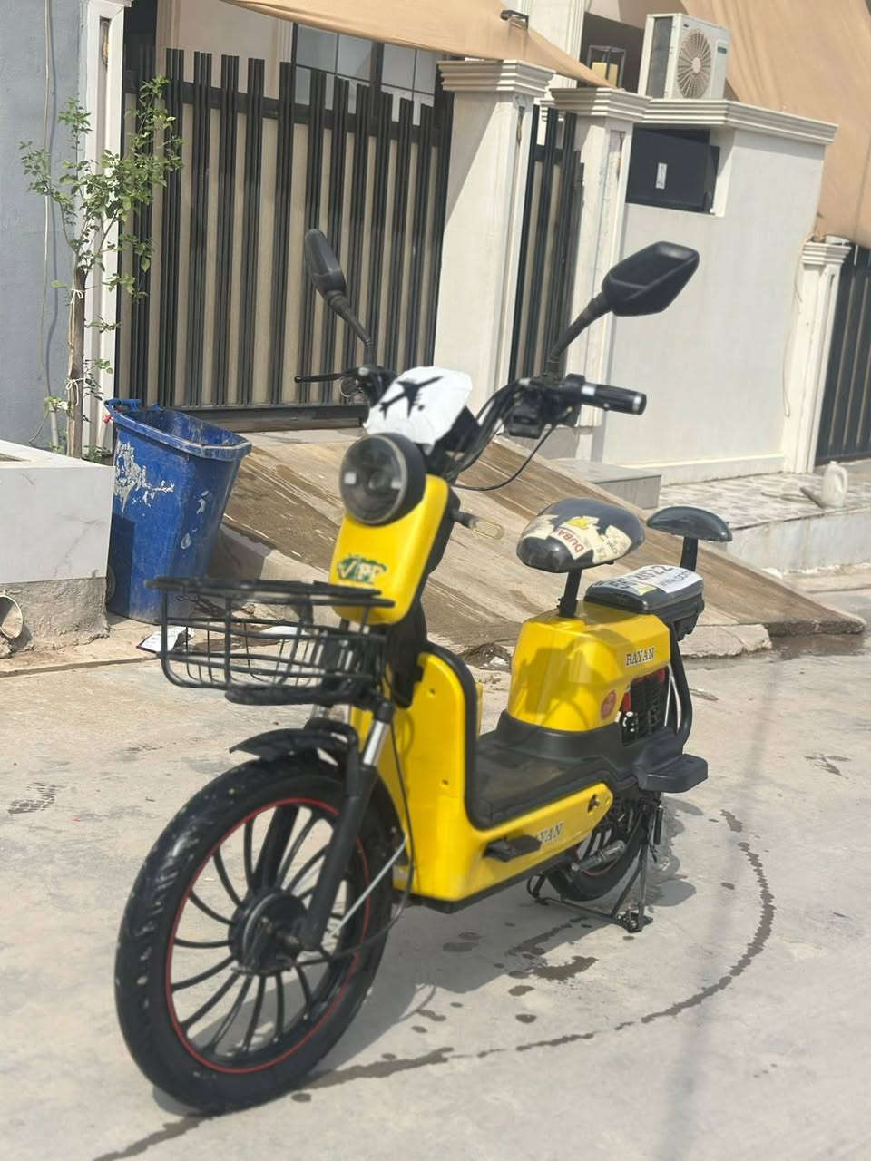 دراجة شحن • نضيف • شغال