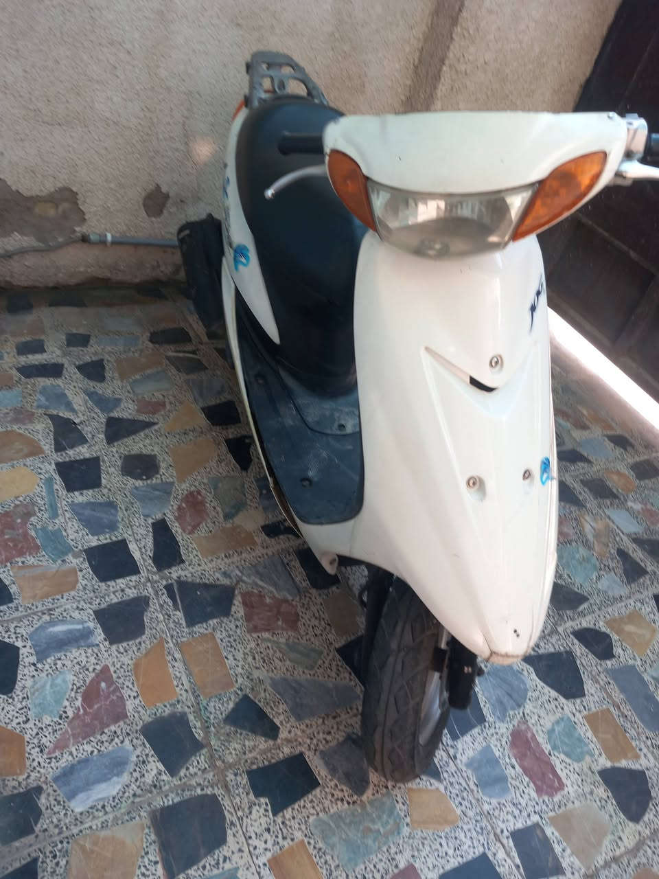 سلام عليكم دراجه عصفوريه مكينه كفرات كهربايات دراجه خيرمن لله نكره سلف شلعه سعر٤٠٠مكان شعب ***********
