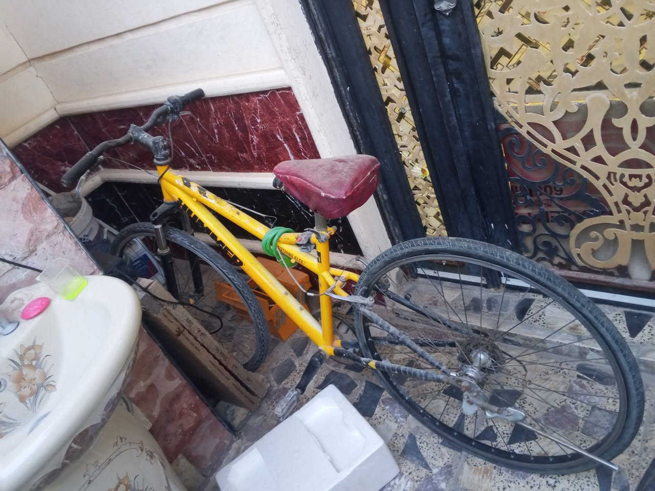بايسكل رياضي • مكينة ٧ • بريك معطّل