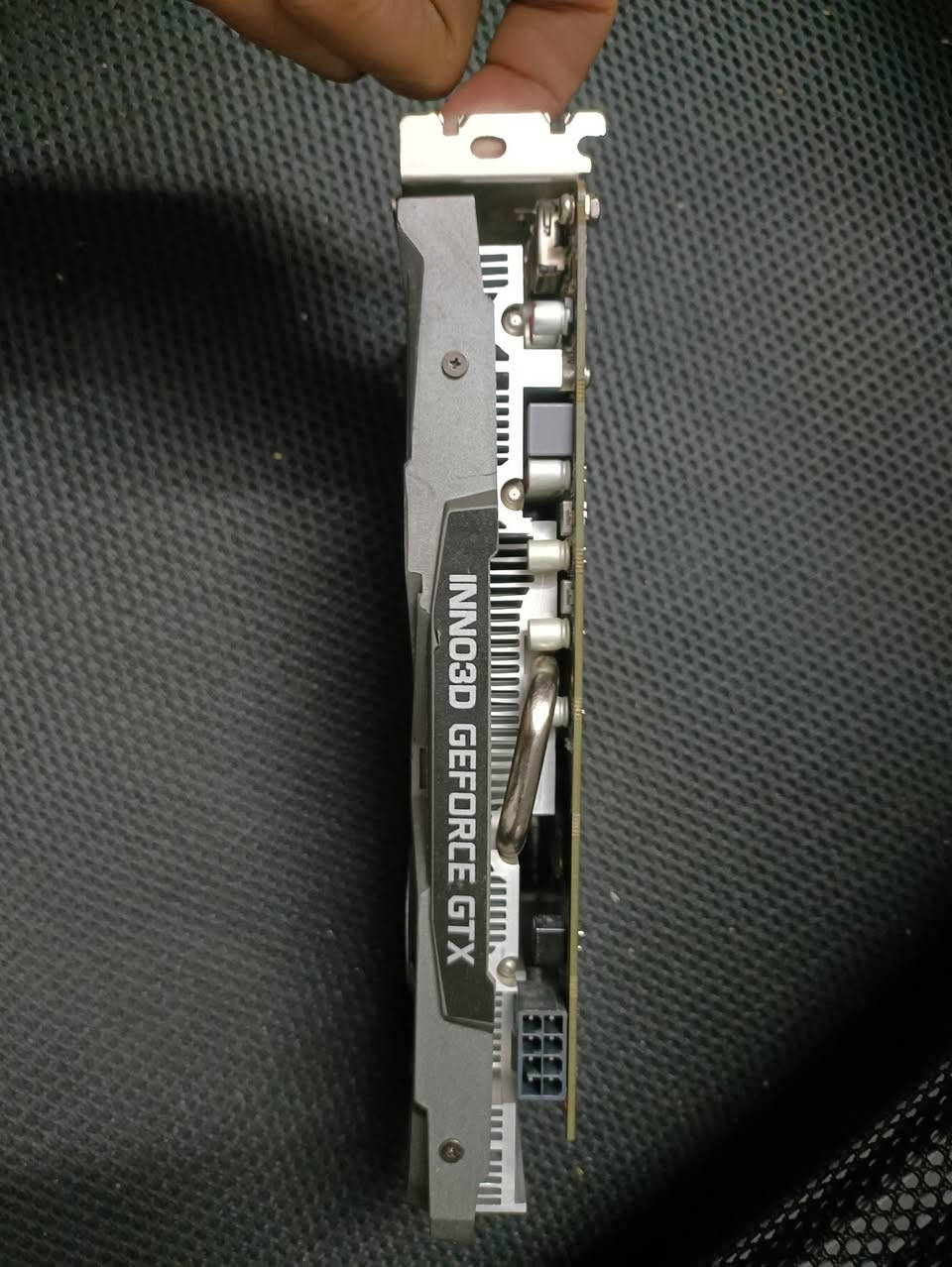 كارت شاشه متاح
Gtx 1660 super inno3d 
165 الف قفل بدون عمله 
مكاني بغداد مدينة الصدر متوفر توصيل 
حرارة بالبنش مارك ٧٥ 
***********
