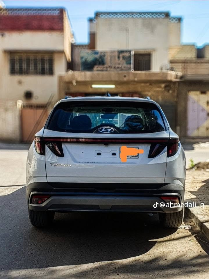 هونداي توسان وارد أمريكي موديل 2025 ليبل واحد عدا الصندوق مبدل نفس اللون والقديم موجود كفاله بدون ايرباك حادثة بالمنشور بدون أرقام منفيس بأسمي مكاني بغداد زعفرانيه الاتصال ***********
فول مواصفات عدا البنورما
مواصفاتها @
1تحكم ستيرن بلكامل
2انظمه قياده اذاتيه
3كراسي تدفئه مقاعد مخمل
4كراسي كهربائية
5لد امامي وخلفي
6رادار تحذير امامي وخلفي وجانبي
7كامره دواره
8شاشه متصله
9ماشيه 5000ميل 
هونداي توسان وارد أمريكي موديل 2025 ليبل واحد عدا الصندوق مبدل نفس اللون والقديم موجود كفاله بدون ايرباك حادثة بالمنشور بدون أرقام منفيس بأسمي مكاني بغداد زعفرانيه الاتصال ***********

نص مكتوب في الصور:
- @ahmedali_q
- 000-43326026-06/20/2025-IAA Inc.
- 000-43326026-06/29/2025 - IAA Inc.