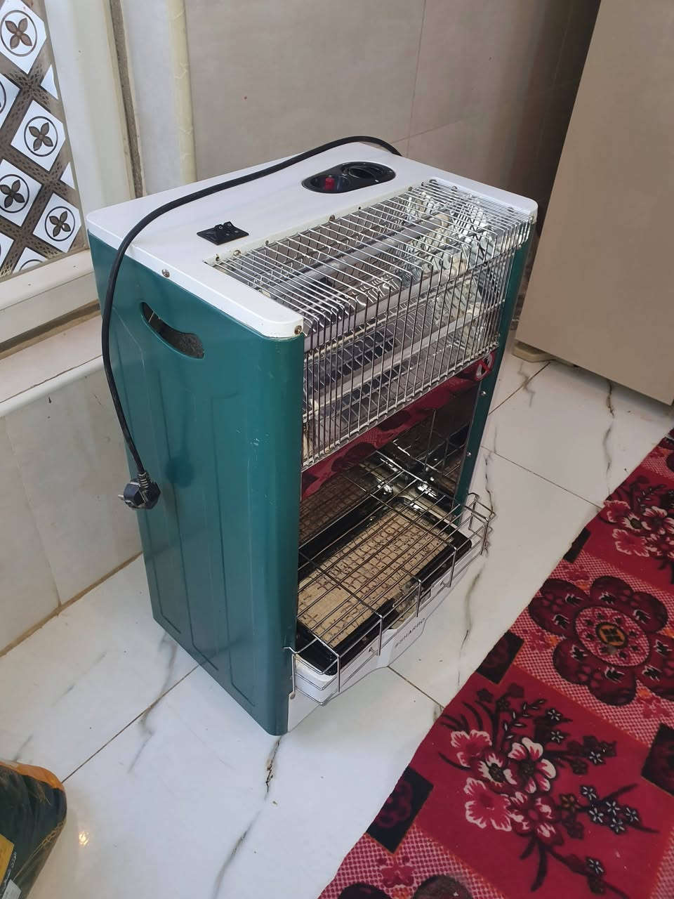صوبه كهرباء وغاز نضيفه كلش السعر ٦٥ الف  وجربايه نفرين تزكام كلش راقيه السعر ١٤٠الف اتصال عله الرقم *********** ومبرده وياهن
